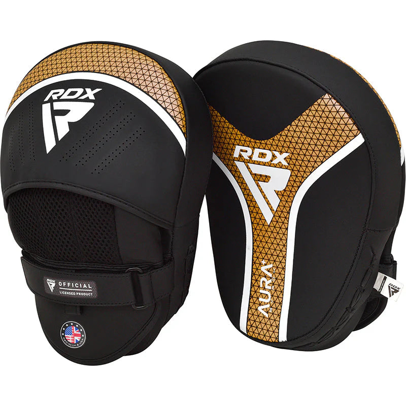 Guante De Entrenador RDX Negro Dorado - FPR-T17BGL