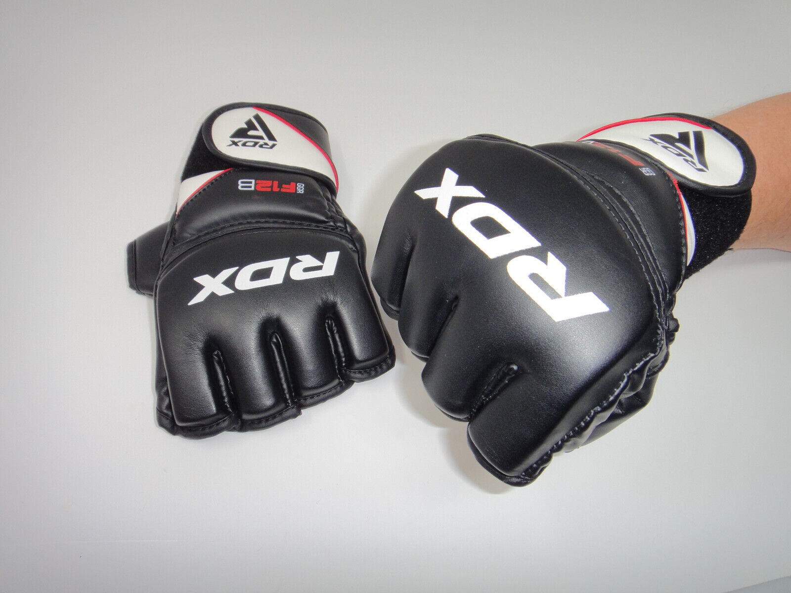 Guantes MMA RDX Negro - GGR-F12B